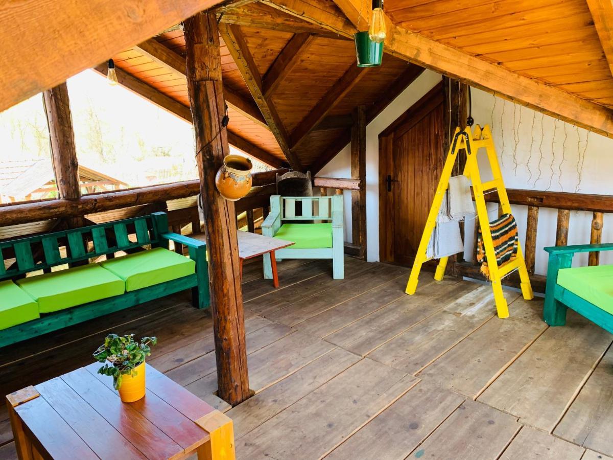 Hotel Casa "La Moara Din Gradina" à Eftimie Murgu Extérieur photo