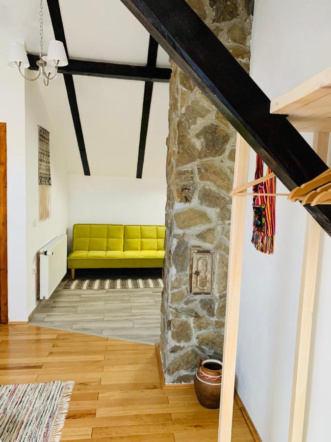 Hotel Casa "La Moara Din Gradina" à Eftimie Murgu Extérieur photo