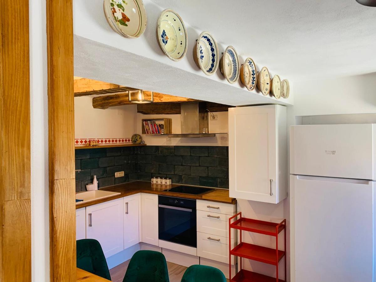 Hotel Casa "La Moara Din Gradina" à Eftimie Murgu Extérieur photo