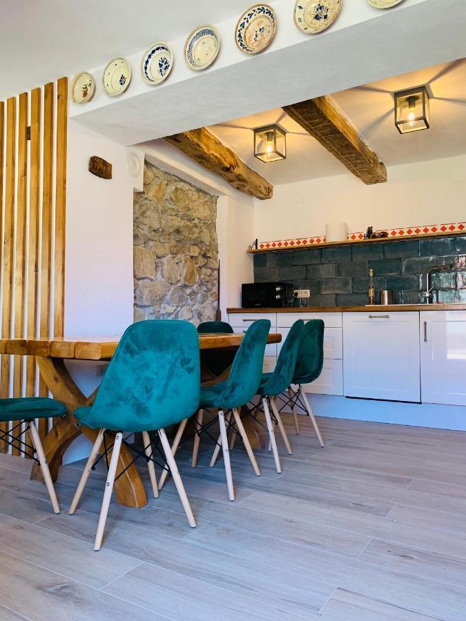 Hotel Casa "La Moara Din Gradina" à Eftimie Murgu Extérieur photo