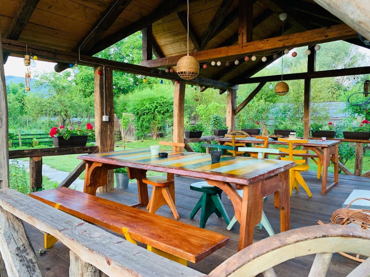 Hotel Casa "La Moara Din Gradina" à Eftimie Murgu Extérieur photo
